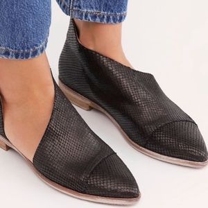 Free People Textured Royale Flat 38